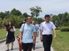 浦东水务和长桥山庄向导考察福寿园和和记娱乐集团