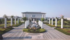 和记娱乐石材镌刻：方寸之间，匠心独运的艺术传奇