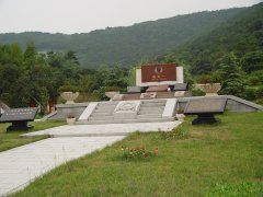 石上年龄|与往圣先贤对话，同永恒时光共舞